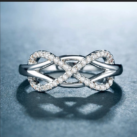 New 925 Silver Infinity Diamond Women’s Ring - Picture 2 of 4